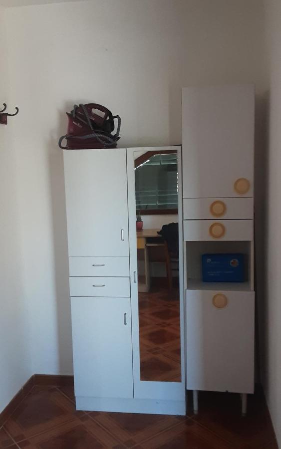 Apartments Nena 3* Ližnjan Dış mekan fotoğraf